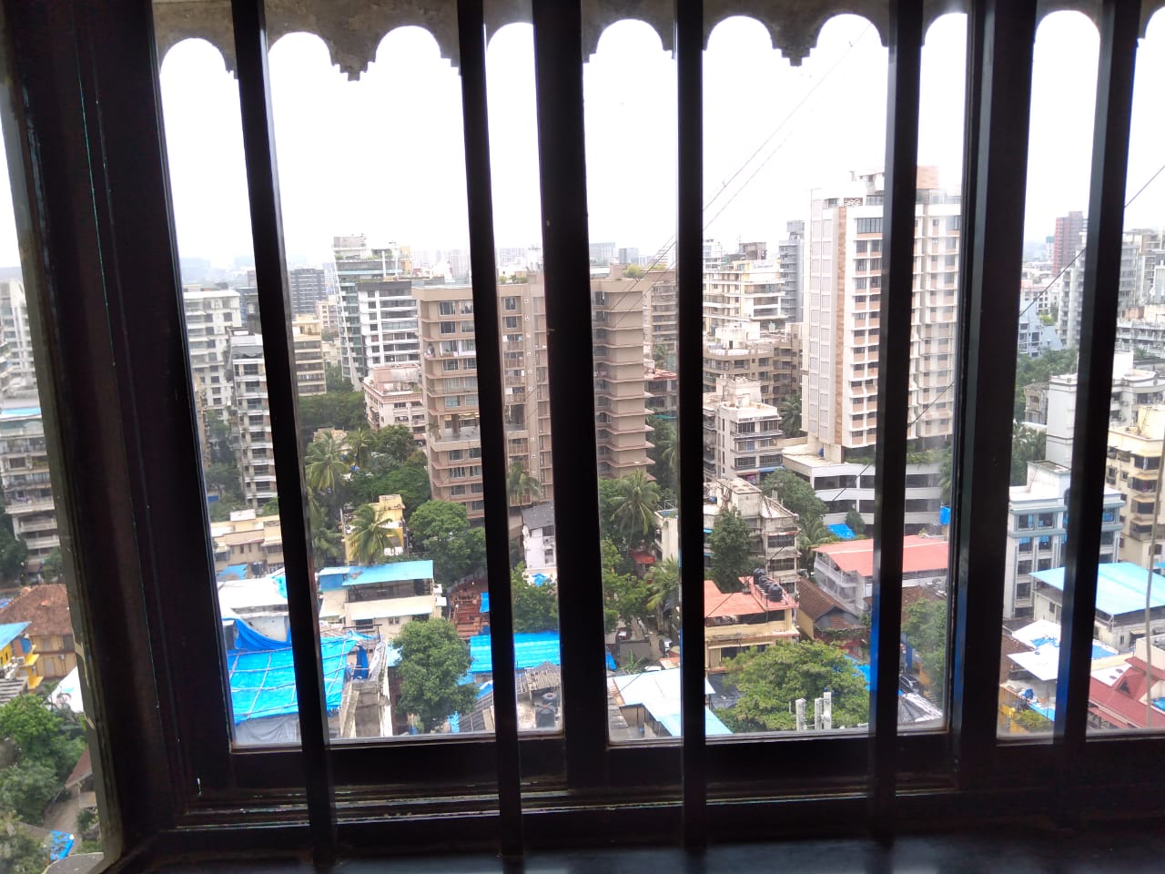3 BHK Semi Furnished in Moru Mahal , Bandra West